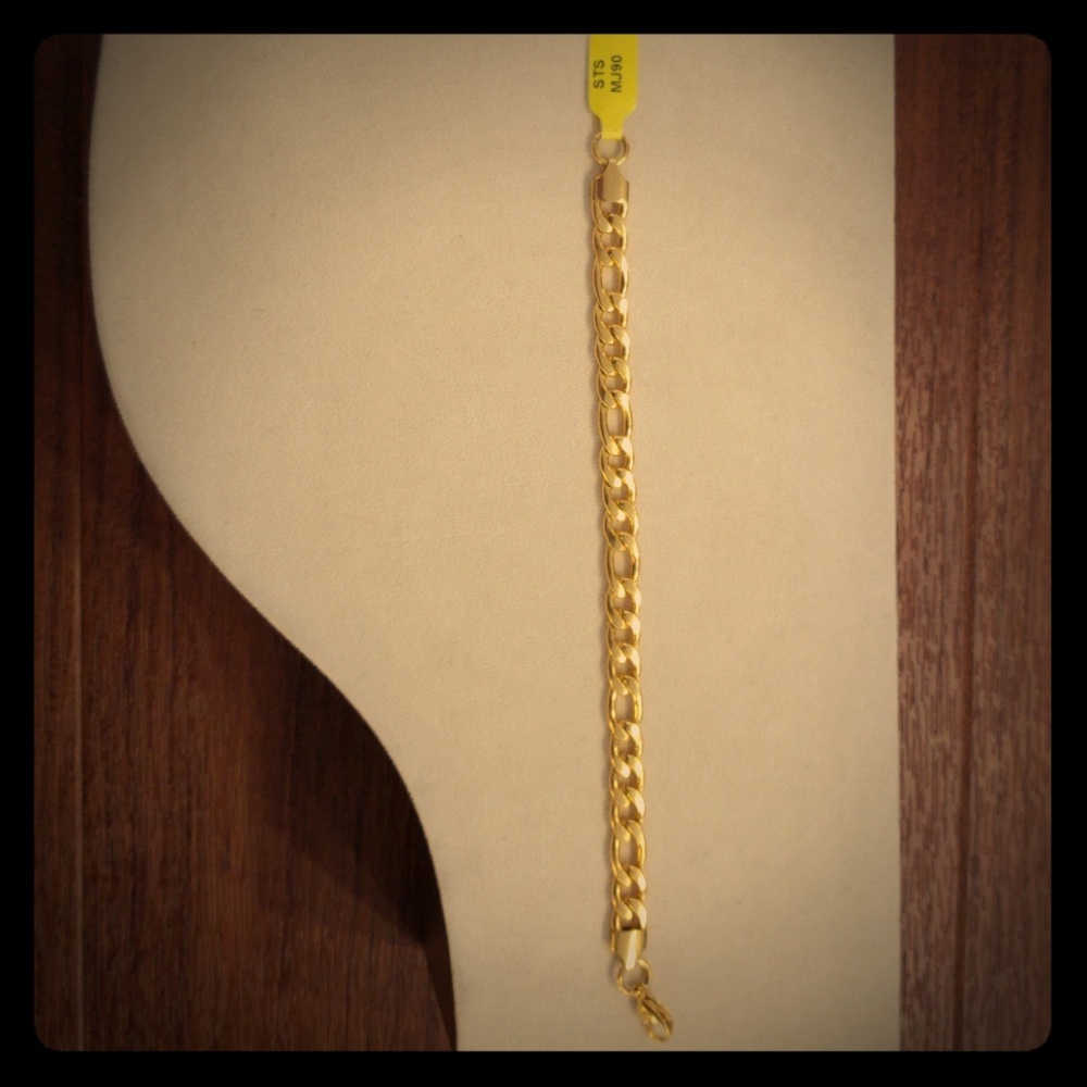 Mens  Stainless Steel  Cuban 9" Bracelet.